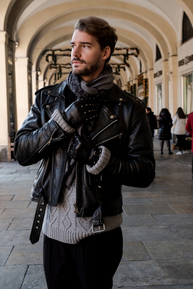 PELLE NERO - BORCHIE